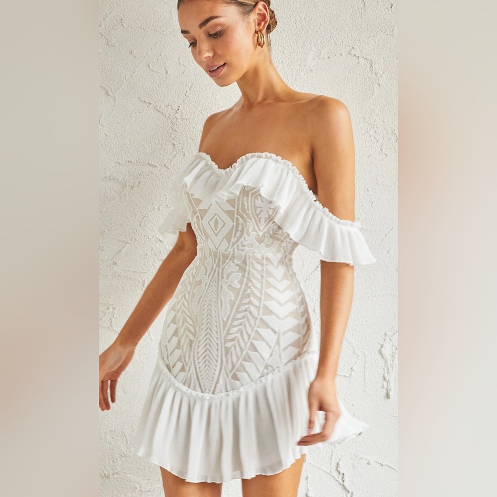 Selfie Leslie White Off-Shoulder Mini Dress